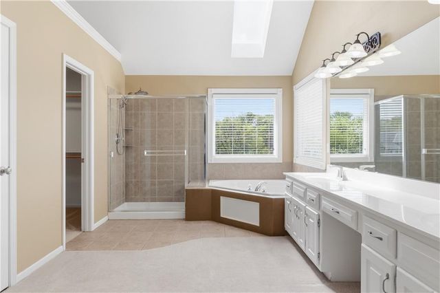 16224 Birch Street, Overland Park, KS 66085