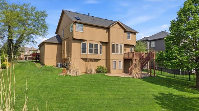 16224 Birch Street, Overland Park, KS 66085