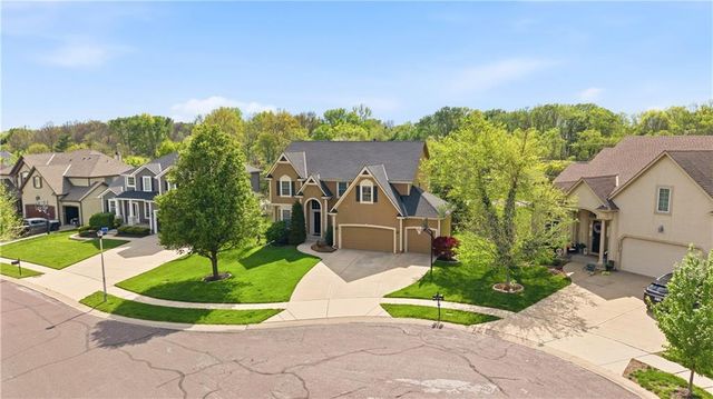 16224 Birch Street, Overland Park, KS 66085