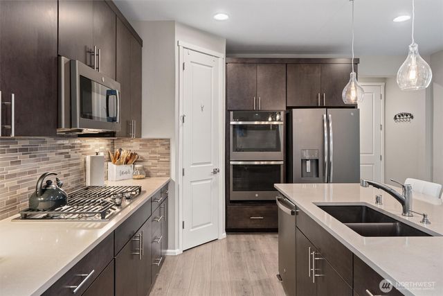 5788 160th Avenue E, Sumner, WA 98390