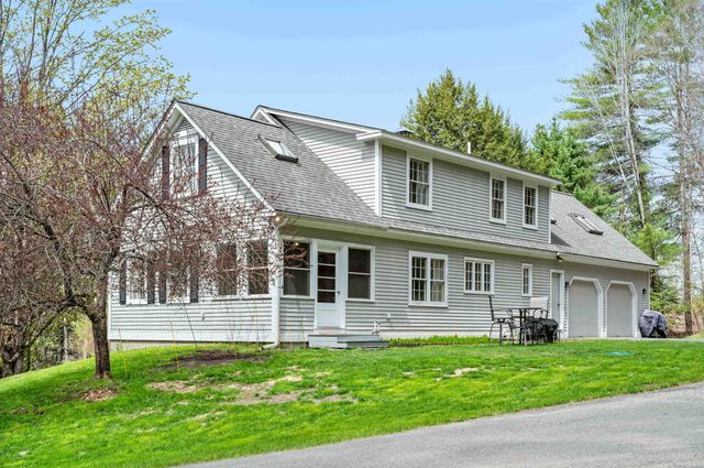 92 Coolidge Circle, St. Johnsbury, VT 05819