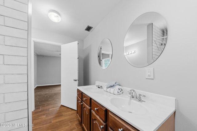 3034 TOWNSEND Boulevard, Jacksonville, FL 32277