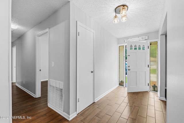3034 TOWNSEND Boulevard, Jacksonville, FL 32277