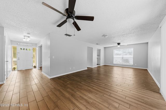 3034 TOWNSEND Boulevard, Jacksonville, FL 32277