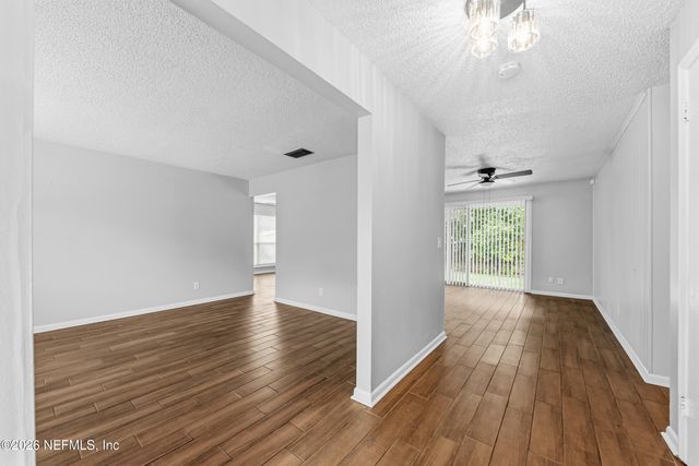 3034 TOWNSEND Boulevard, Jacksonville, FL 32277