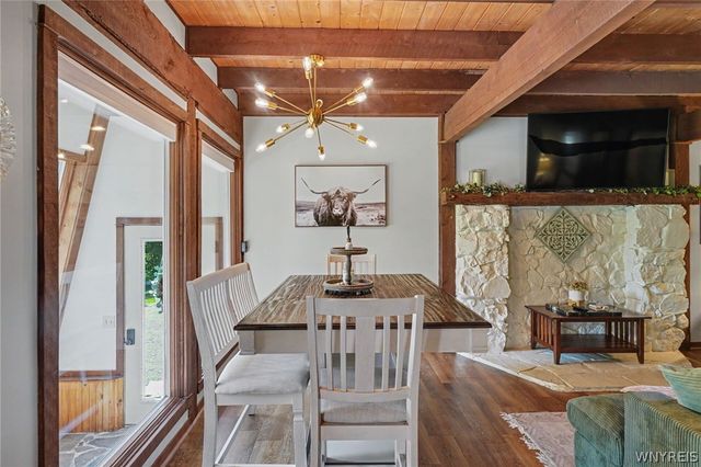 4445 East Lake Road, Wilson, NY 14172