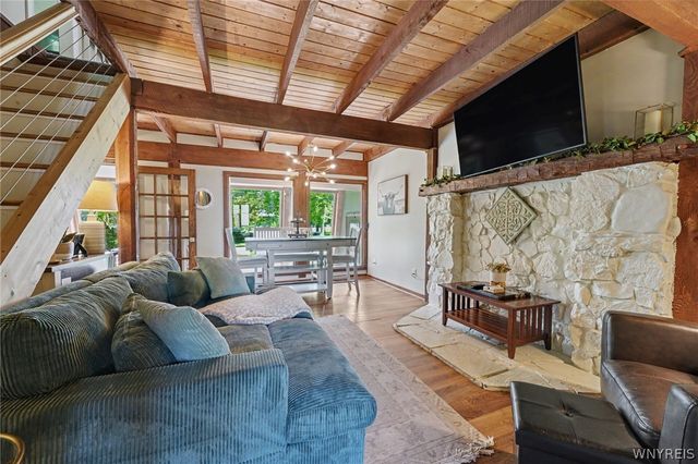 4445 East Lake Road, Wilson, NY 14172