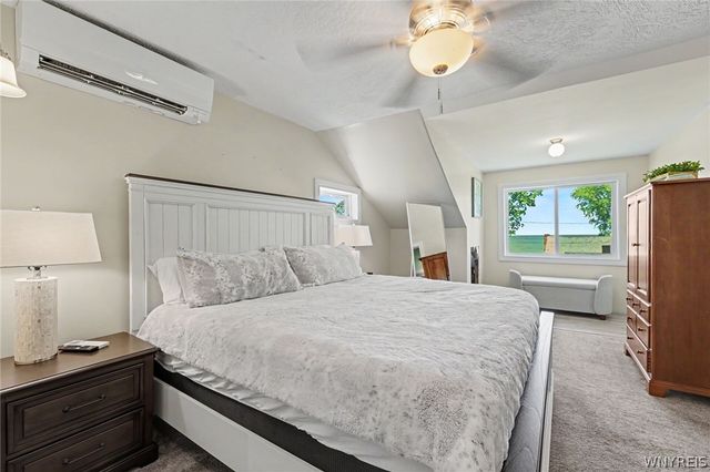 4445 East Lake Road, Wilson, NY 14172