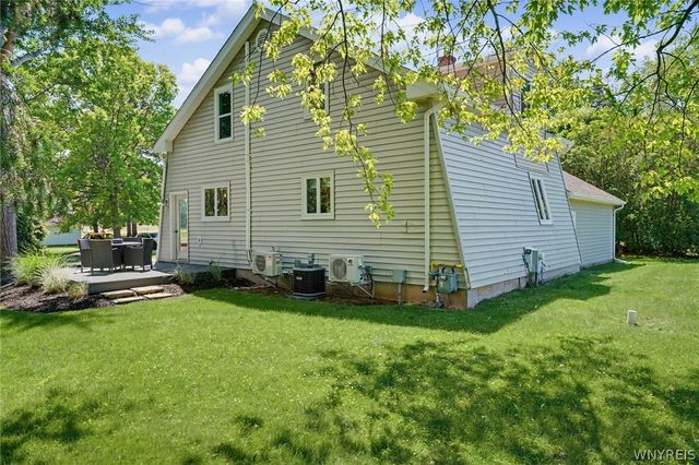 4445 East Lake Road, Wilson, NY 14172