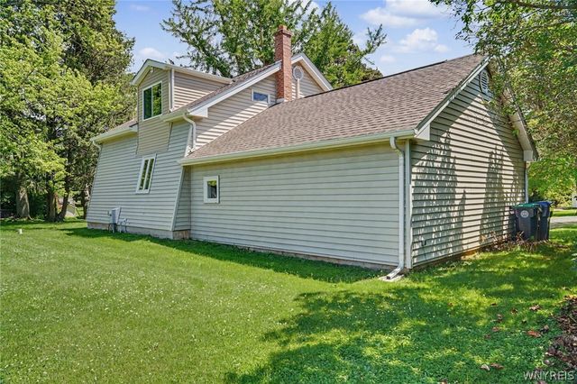 4445 East Lake Road, Wilson, NY 14172