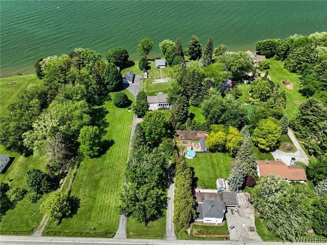4445 East Lake Road, Wilson, NY 14172