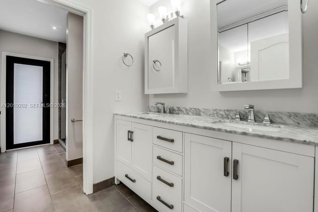 19831 NW 4th St, Pembroke Pines, FL 33029