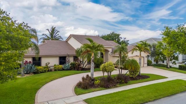 19831 NW 4th St, Pembroke Pines, FL 33029