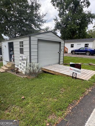 191 Cherokee Drive, Jackson, GA 30233