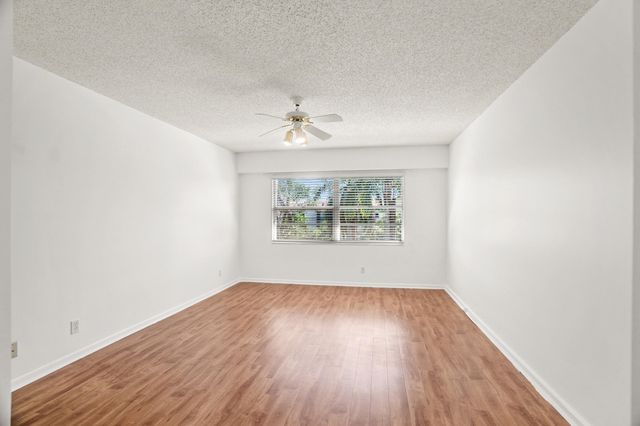 1200 SW 130th Avenue 402g, Pembroke Pines, FL 33027