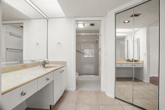 1200 SW 130th Avenue 402g, Pembroke Pines, FL 33027