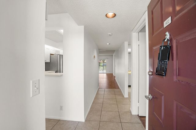 1200 SW 130th Avenue 402g, Pembroke Pines, FL 33027