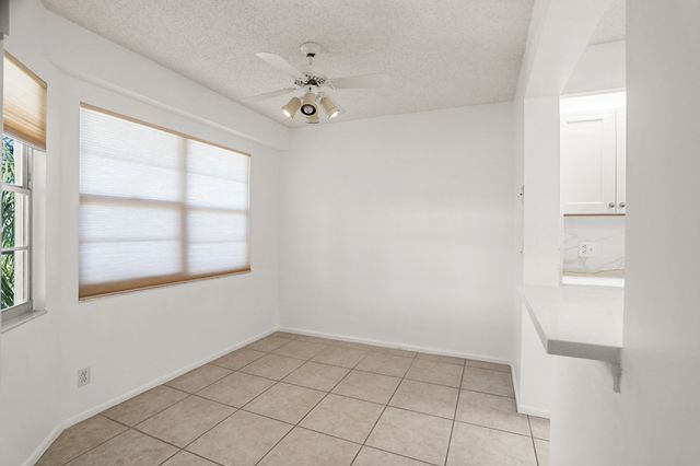 1200 SW 130th Avenue 402g, Pembroke Pines, FL 33027