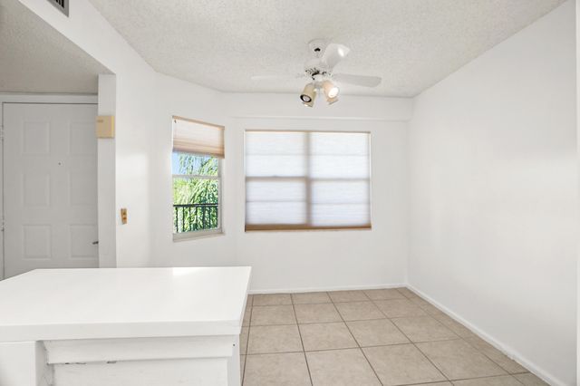 1200 SW 130th Avenue 402g, Pembroke Pines, FL 33027