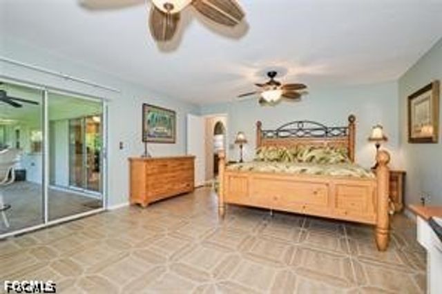 140 SE 8th ST, Cape Coral, FL 33990