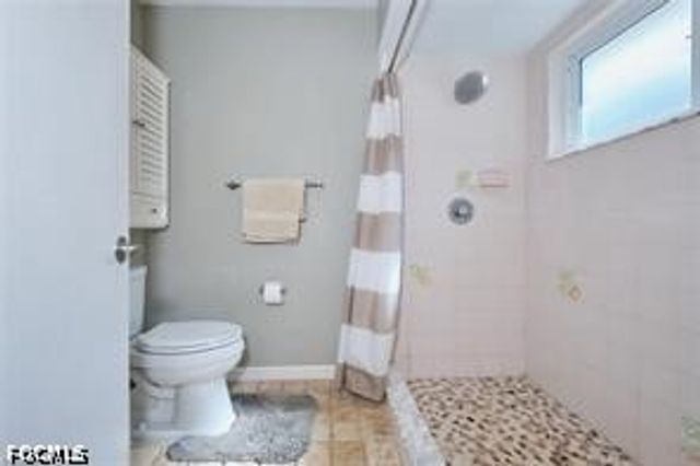 140 SE 8th ST, Cape Coral, FL 33990