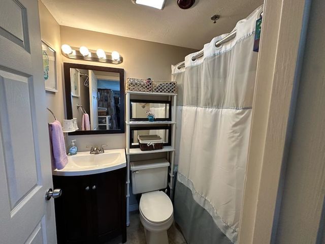 550 Winnacunnet Rd Unit 218, Hampton, NH 03842