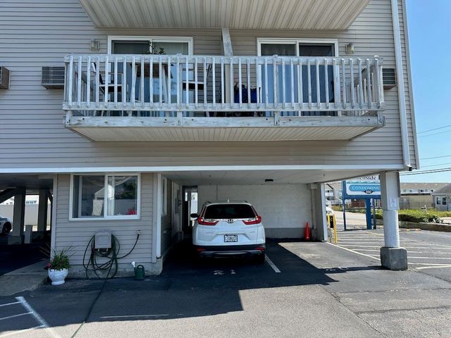 550 Winnacunnet Rd Unit 218, Hampton, NH 03842