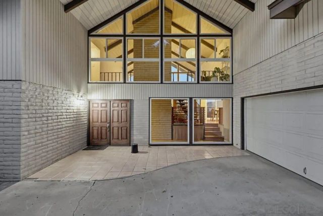 1384 Merritt Ter, El Cajon, CA 92020