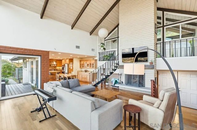 1384 Merritt Ter, El Cajon, CA 92020