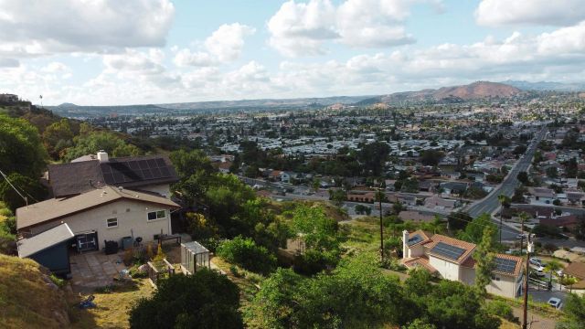 1384 Merritt Ter, El Cajon, CA 92020