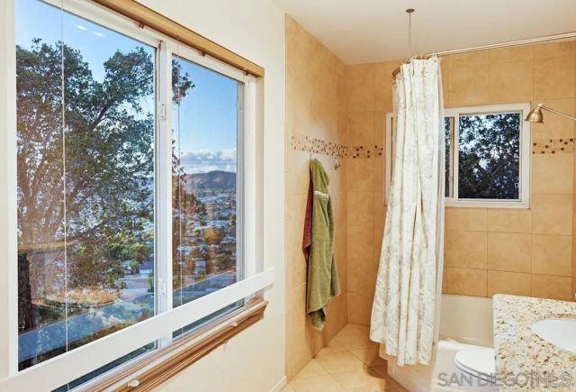 1384 Merritt Ter, El Cajon, CA 92020