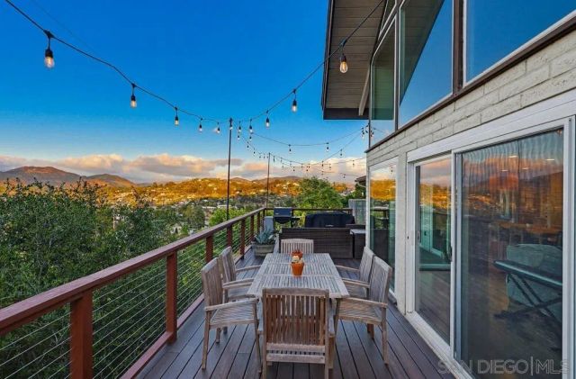 1384 Merritt Ter, El Cajon, CA 92020