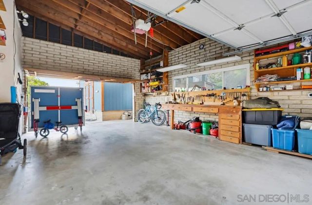 1384 Merritt Ter, El Cajon, CA 92020