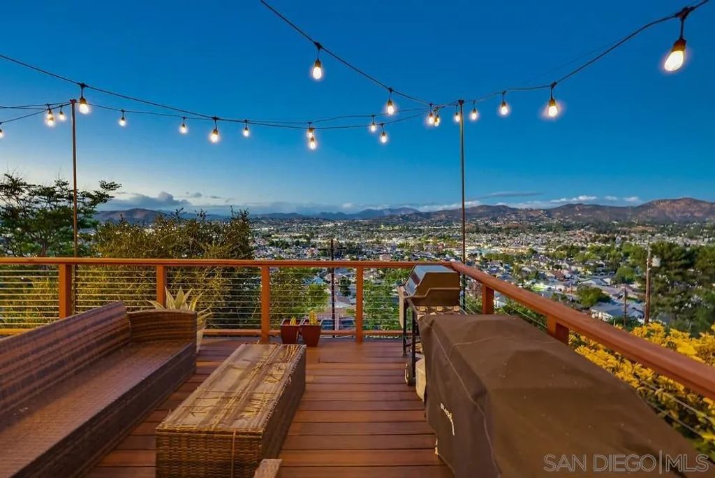 1384 Merritt Ter, El Cajon, CA 92020