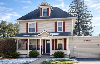 329 New Castle St, Slippery Rock Boro, PA 16057