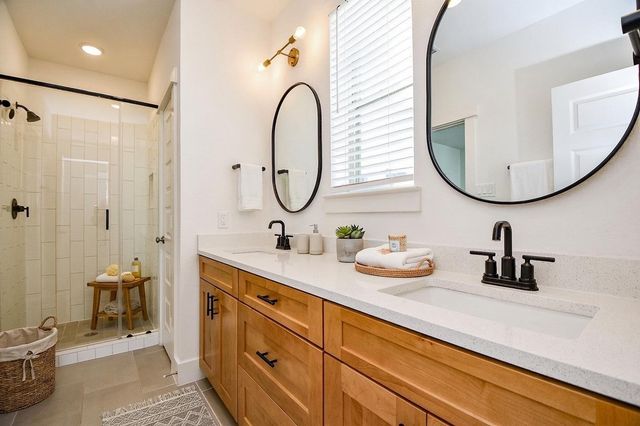 964 Lilly Flower Lane, Houston, TX 77091