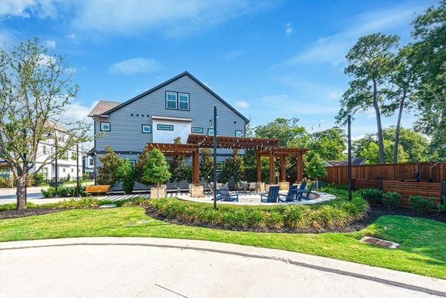 964 Lilly Flower Lane, Houston, TX 77091