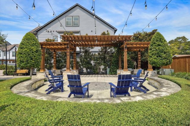 964 Lilly Flower Lane, Houston, TX 77091