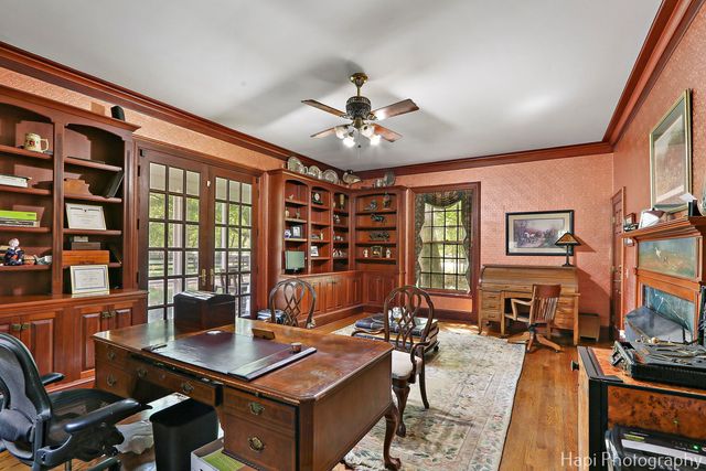 23 W County Line Road, Barrington Hills, IL 60010
