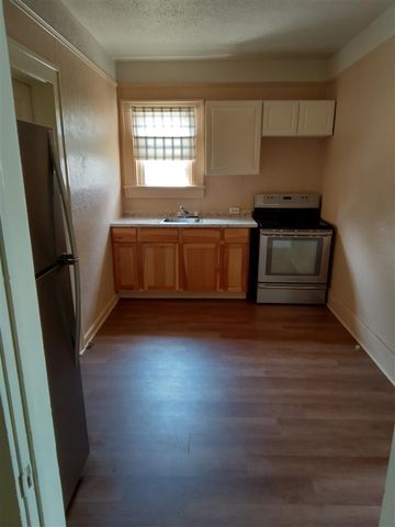 302 SW Park, Lawton, OK 73501