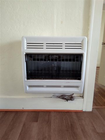 302 SW Park, Lawton, OK 73501