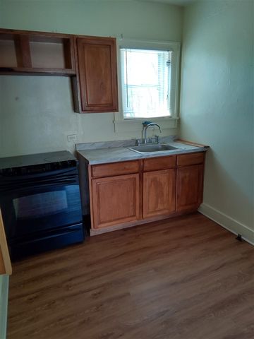 302 SW Park, Lawton, OK 73501