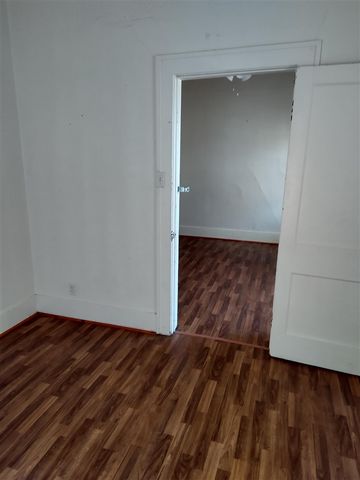 302 SW Park, Lawton, OK 73501