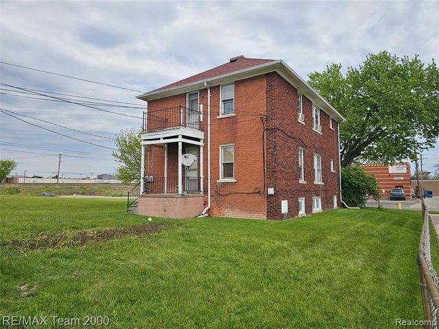 7005 Orchard Avenue, Dearborn, MI 48126