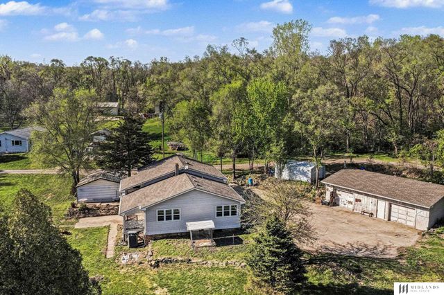 14225 Shongaska Road, Omaha, NE 68112