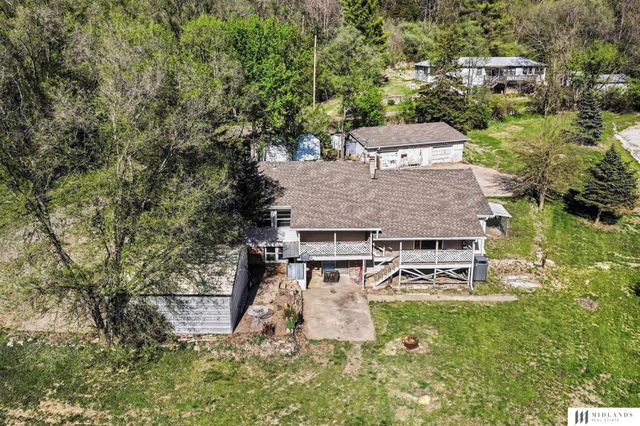 14225 Shongaska Road, Omaha, NE 68112
