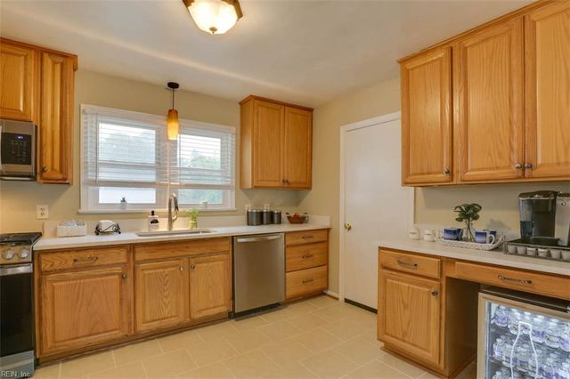 1701 Meredith RD, Virginia Beach, VA 23455
