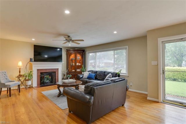 1701 Meredith RD, Virginia Beach, VA 23455