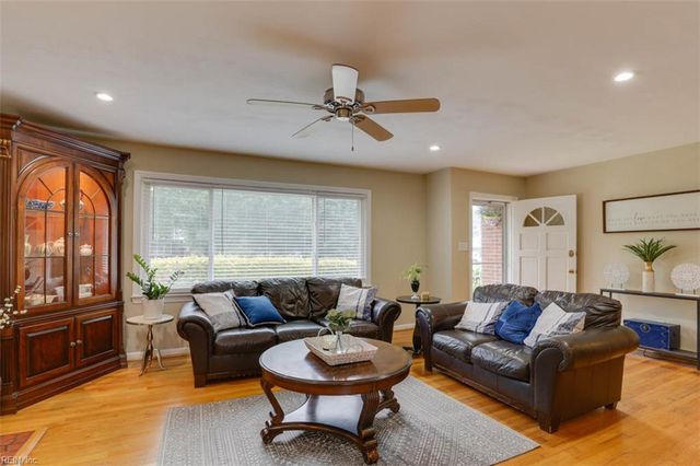 1701 Meredith RD, Virginia Beach, VA 23455