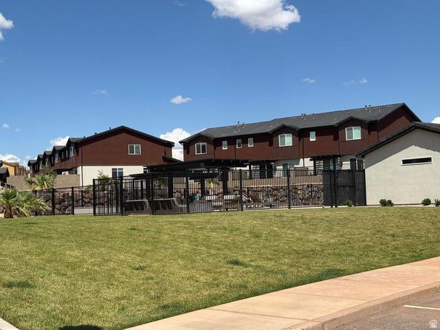 3898 E FOSSIL WAY, Washington, UT 84780